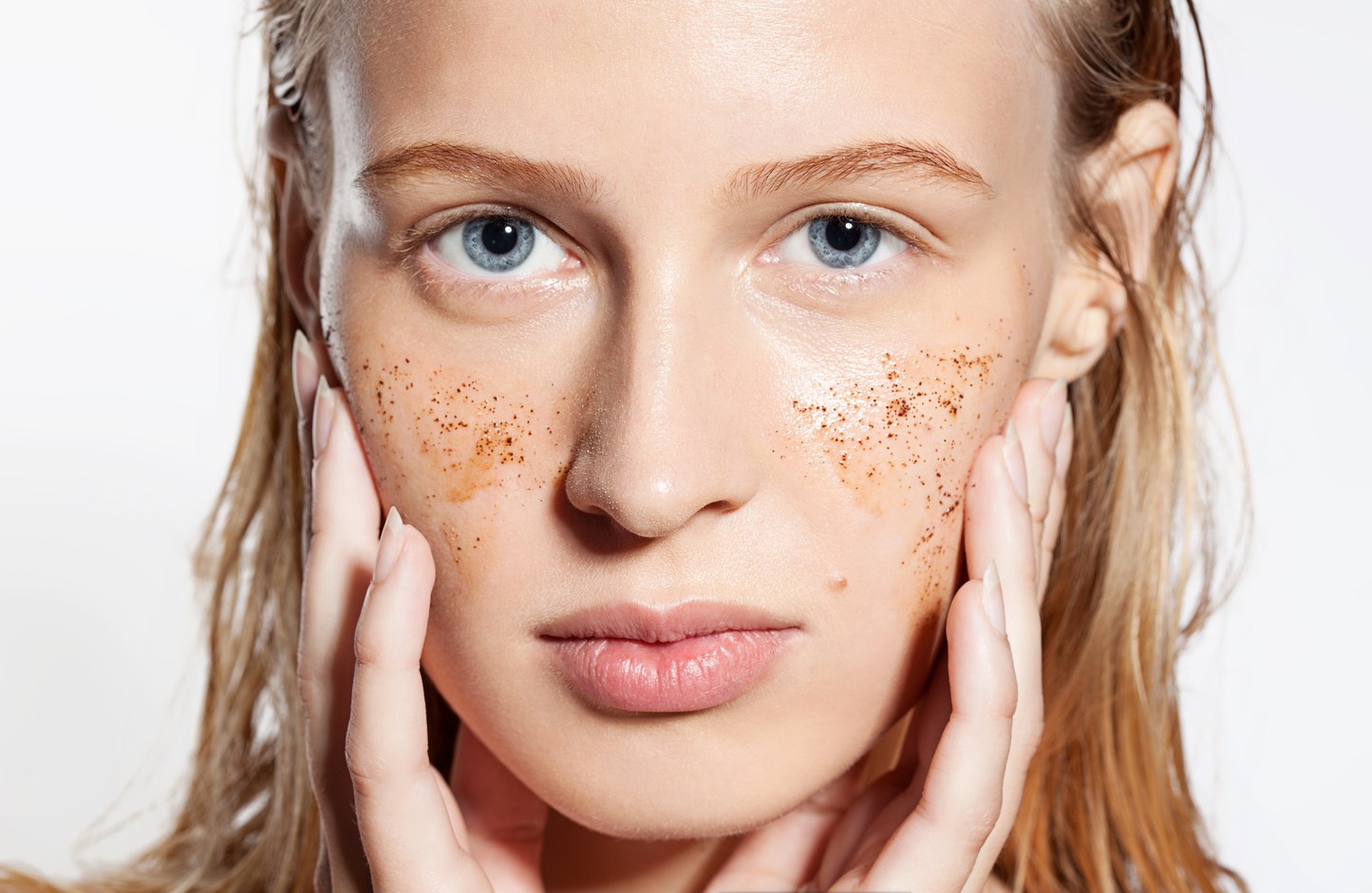 BRIGHT STAR SCRUB △ Resurfacing Face & Lip Polish